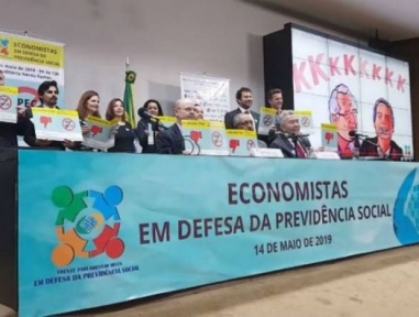Economistas destroem ‘mitos’ da ‘reforma’ da Previdência e lançam manifesto